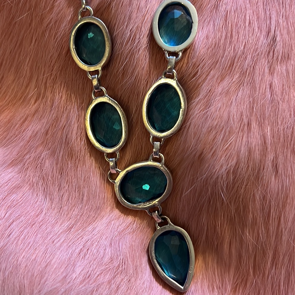 Bling Large Blue Stone Costume Jewelry Statement Necklace. - Picture 5 of 6